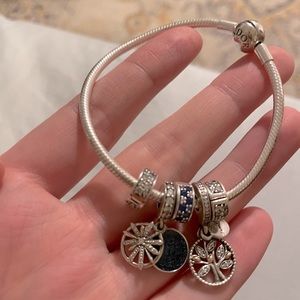 Pandora bracelet with the gift box/wristlet it came with